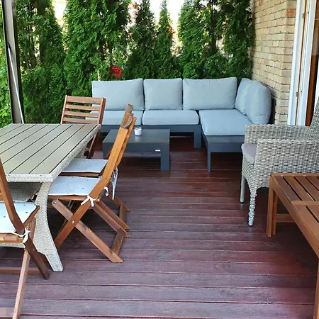 Wellapartman Apartman